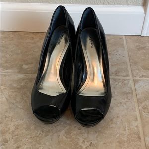 Black peep toe heels